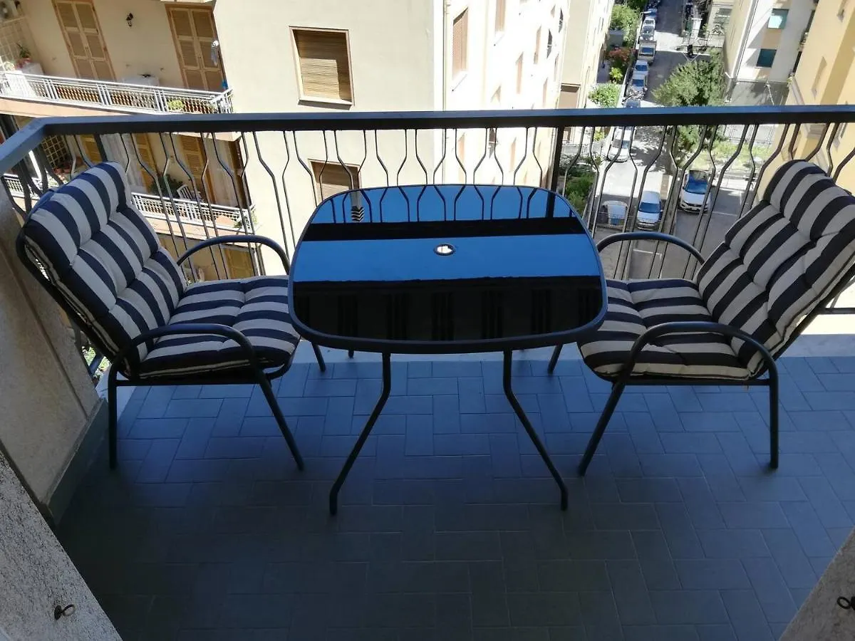Apartment Appartamento Das Karma Genoa Italy
