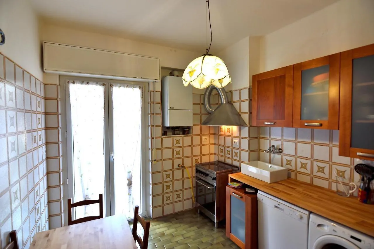 Apartment Appartamento Das Karma Genoa