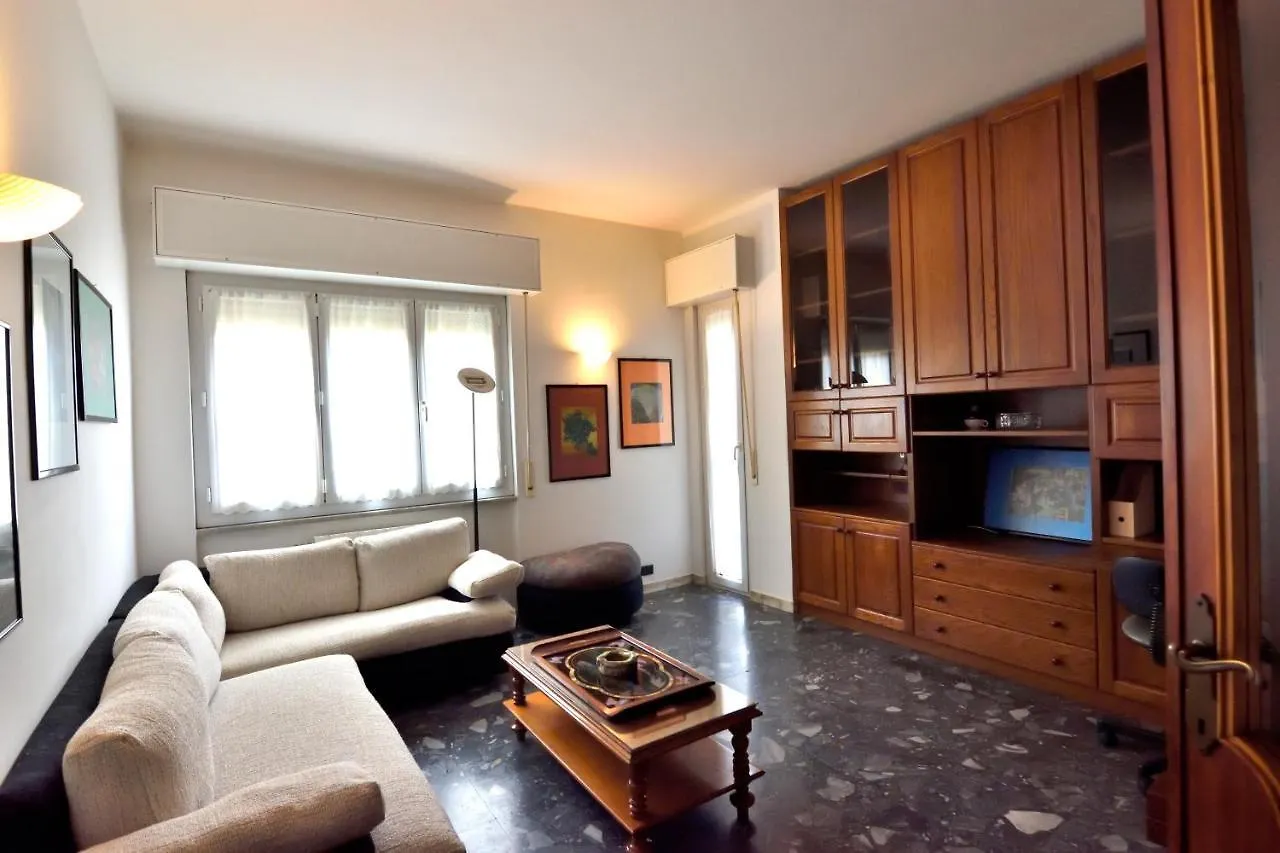 Apartment Appartamento Das Karma Genoa